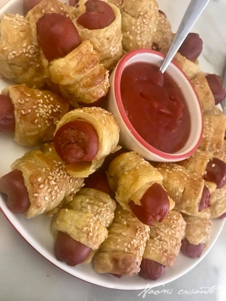 Puppy Dogs (cocktail franks in puff pastry)
